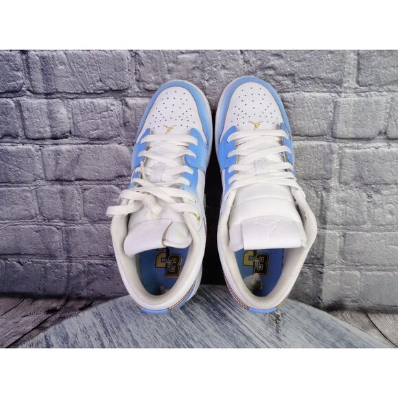 Air Jordan 1 Low SE GS White/Game Royal-White Youth 7Y Women 8.5 VNDS Excellent - Picture 8 of 16